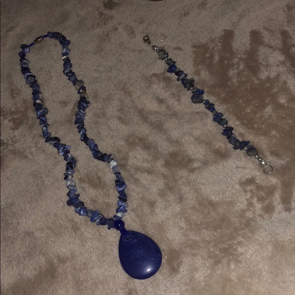 Matching necklace and bracelet set